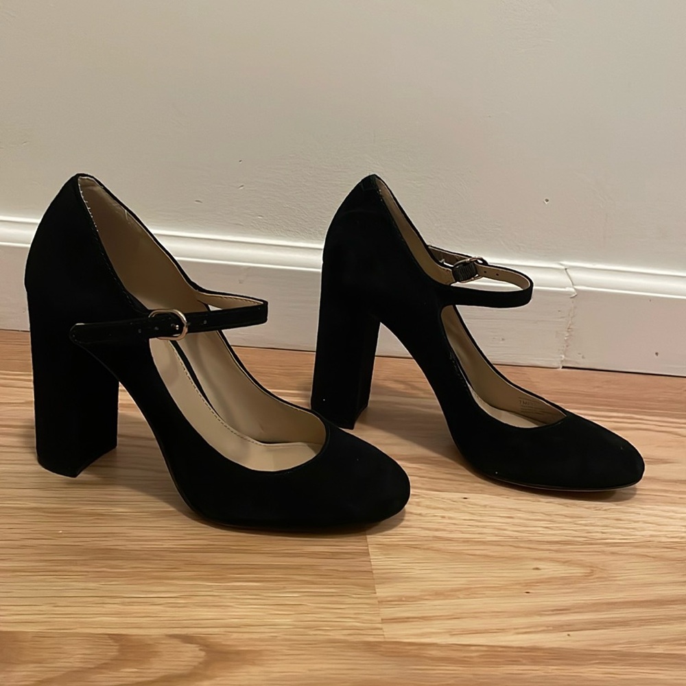 New Vince Camuto Block Heel Mary-Janes